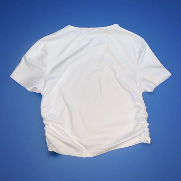 SHEIN Women’s  Size Medium White super soft ruched crop top Summer Tee - Picture 2 of 5
